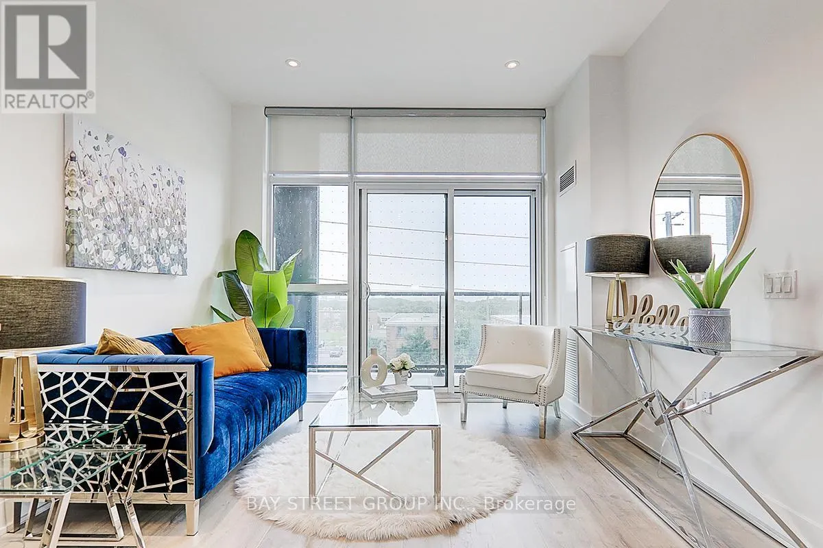 #320 - 50 GEORGE BUTCHART DRIVE