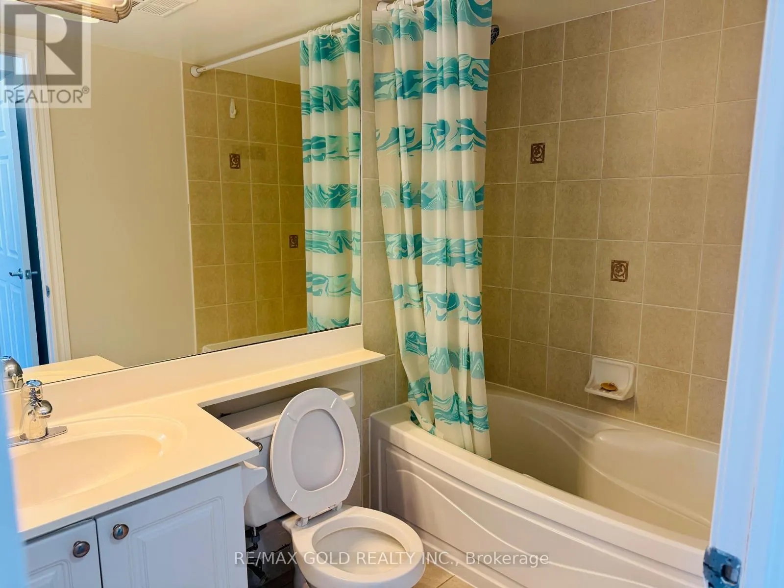 1209 - 3880 DUKE OF YORK BOULEVARD