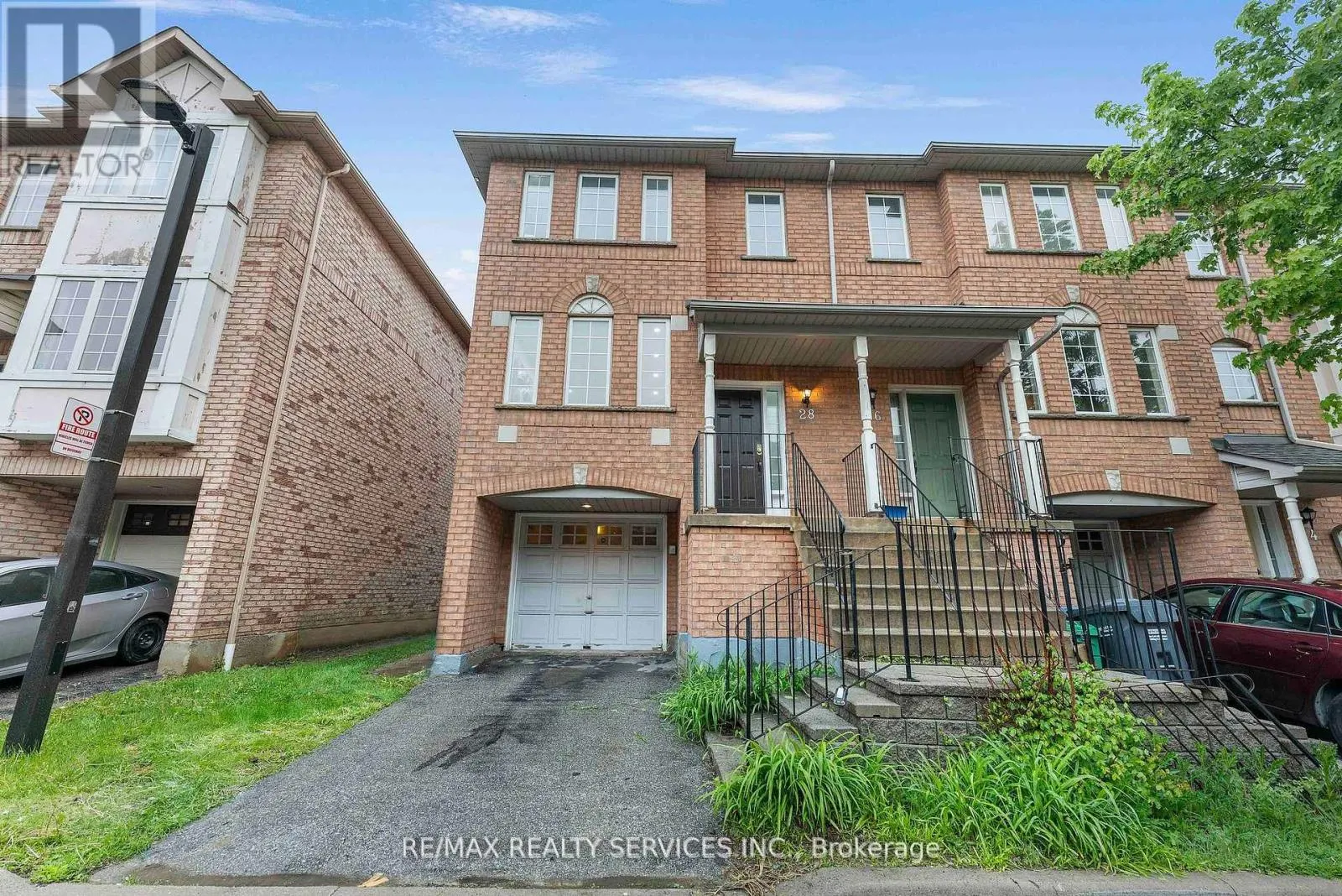 28 - 80 ACORN PLACE