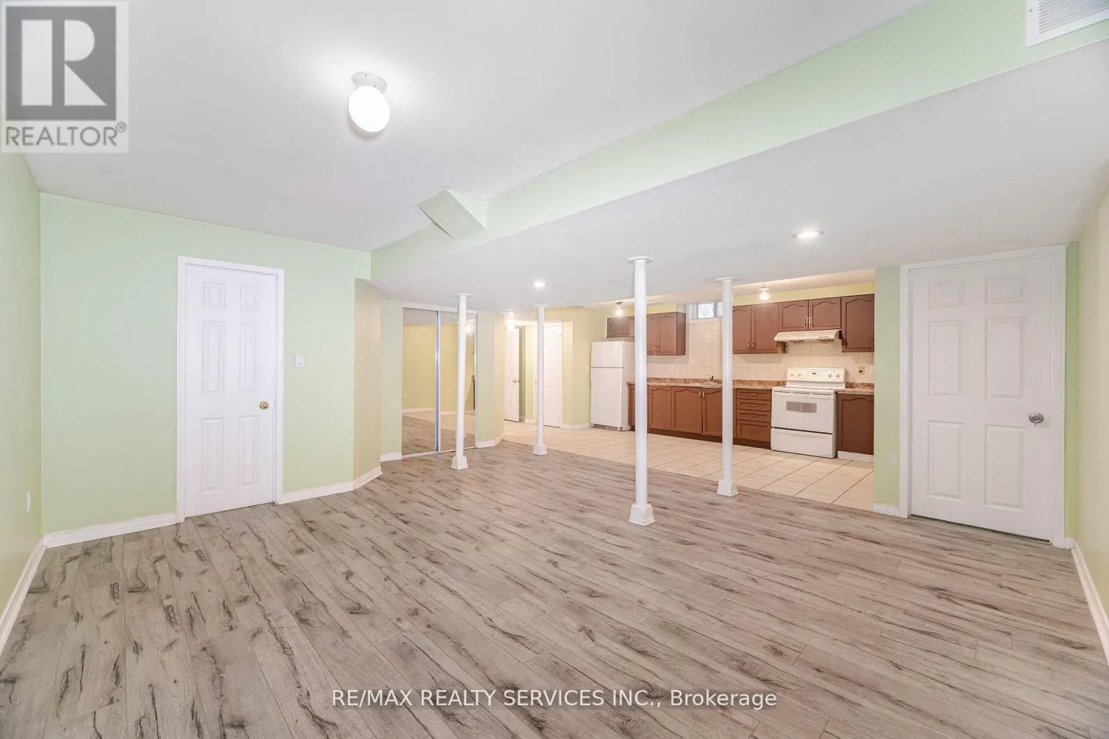 39 RATTLESNAKE ROAD