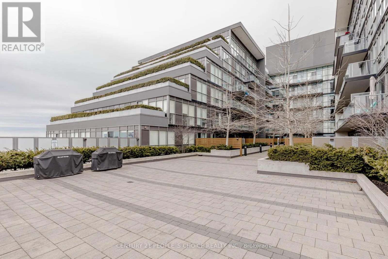 624 - 15 JAMES FINLAY WAY