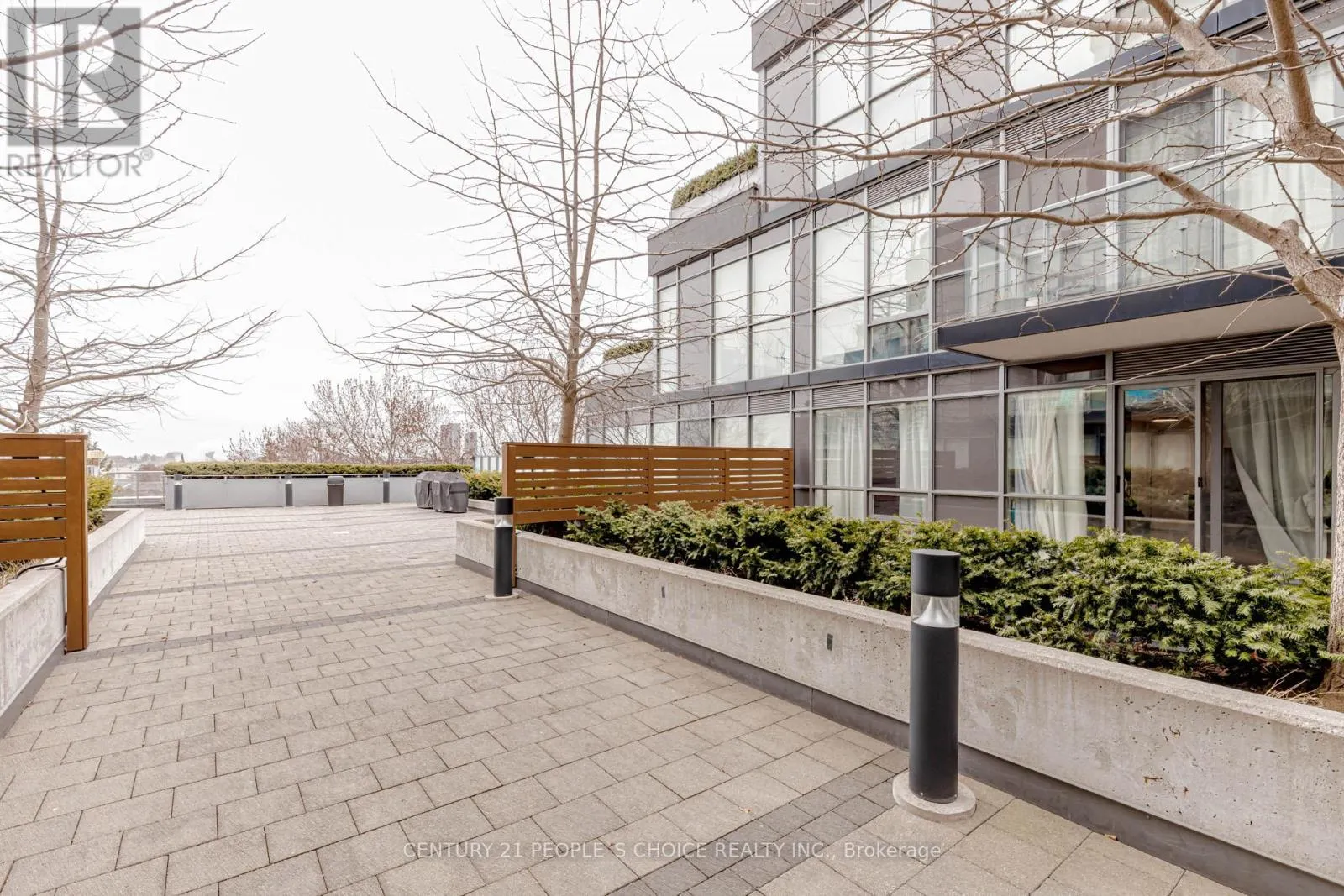 624 - 15 JAMES FINLAY WAY