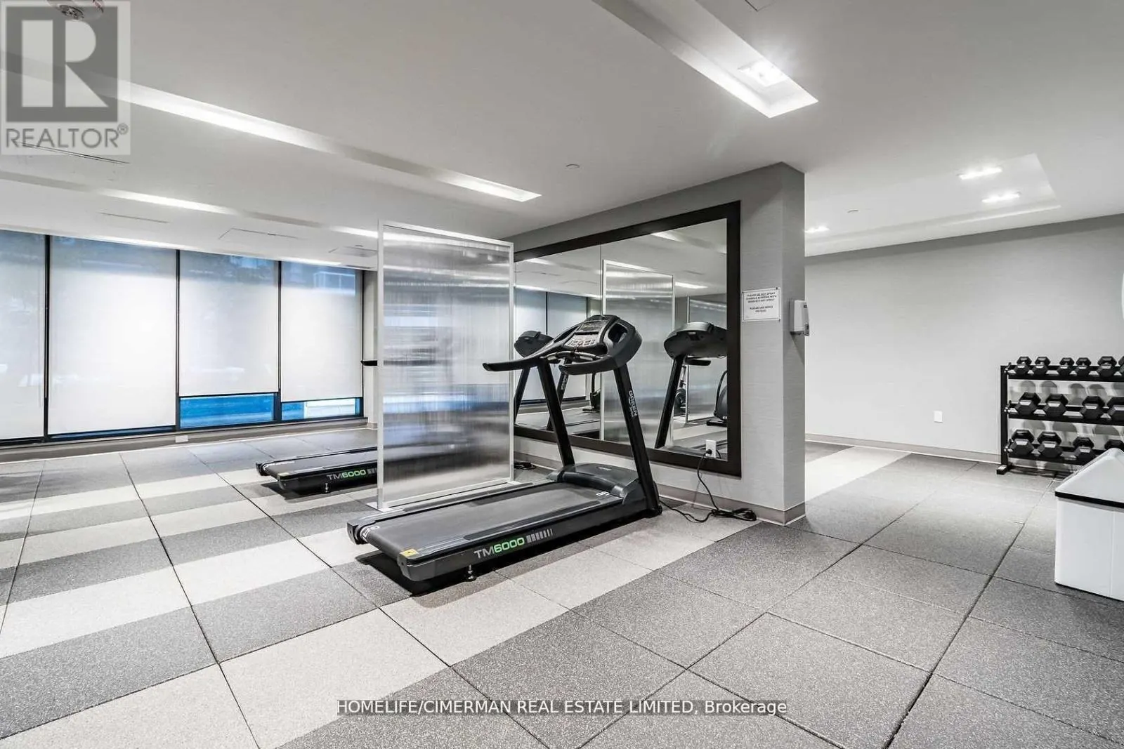 1703 - 39 ANNIE CRAIG DRIVE