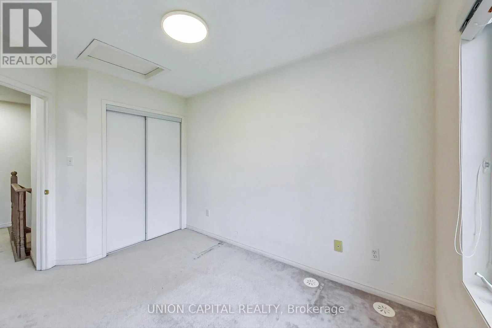 4 - 19 HAYS BOULEVARD