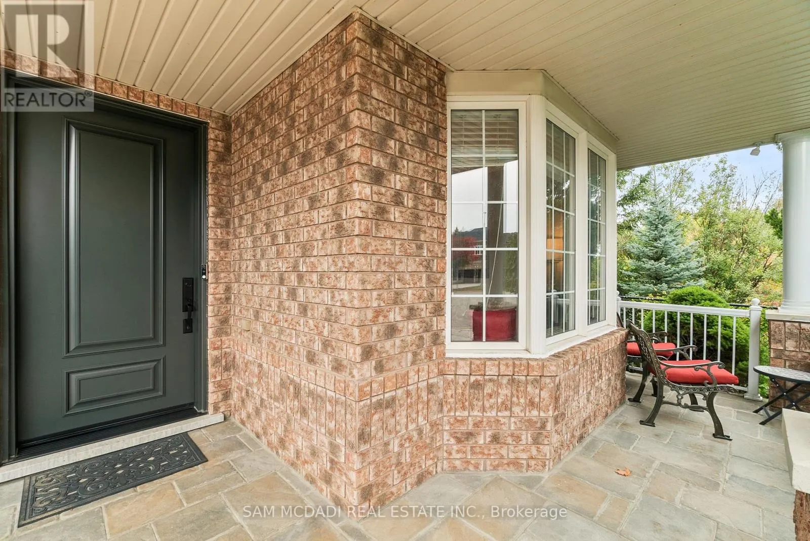 3859 PONDVIEW WAY