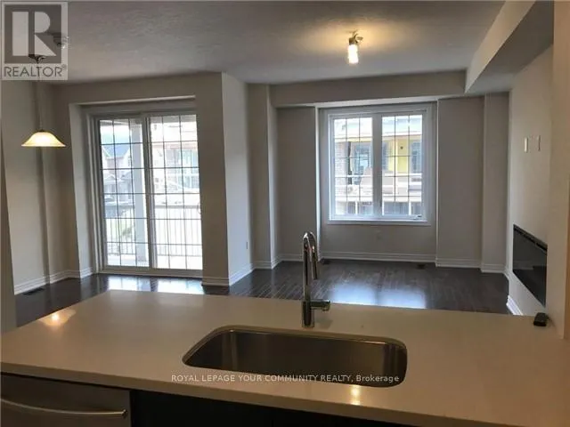 380 CRANBROOK COMMON