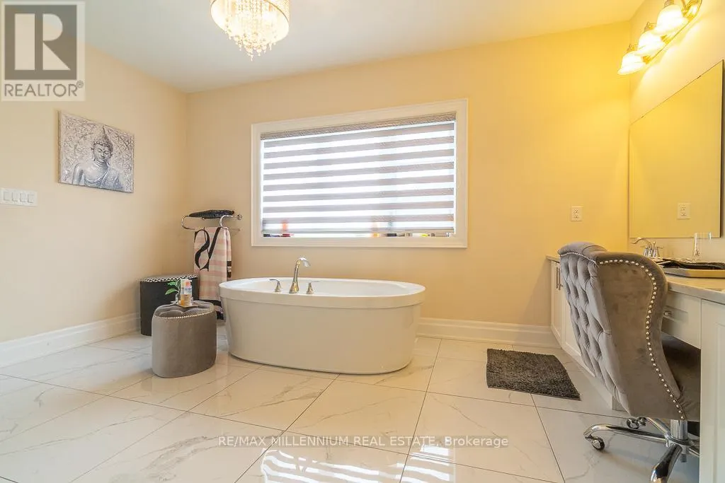 52 GORDON RANDLE DRIVE