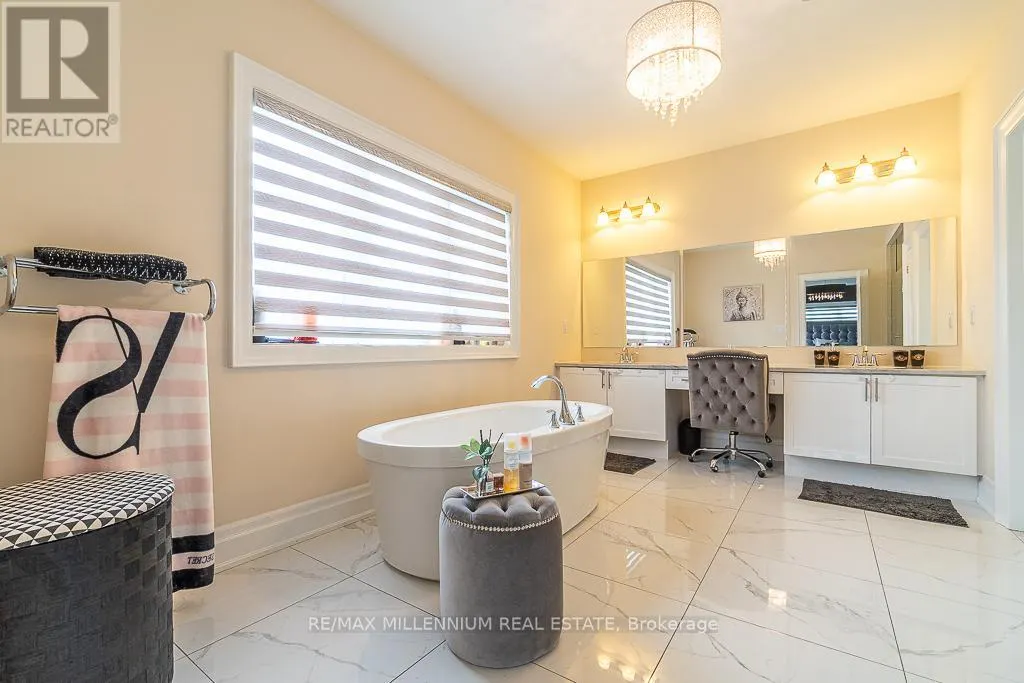 52 GORDON RANDLE DRIVE
