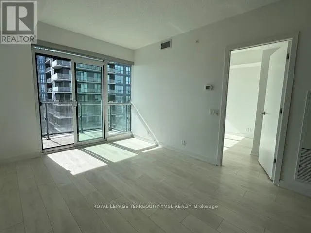 2203 - 2200 LAKE SHORE BOULEVARD W