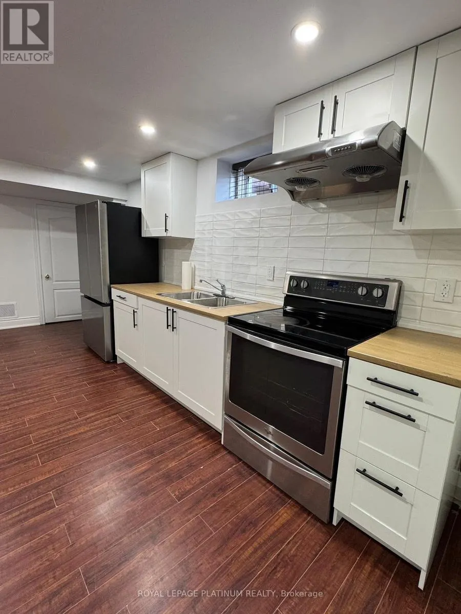 21 FRESHSPRING DRIVE