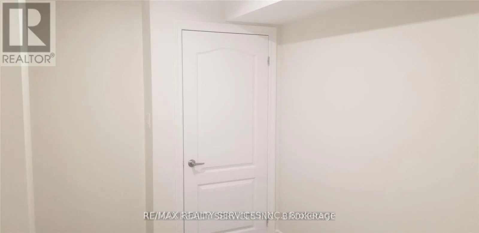 LOWER - 16 LADY EVELYN CRESCENT