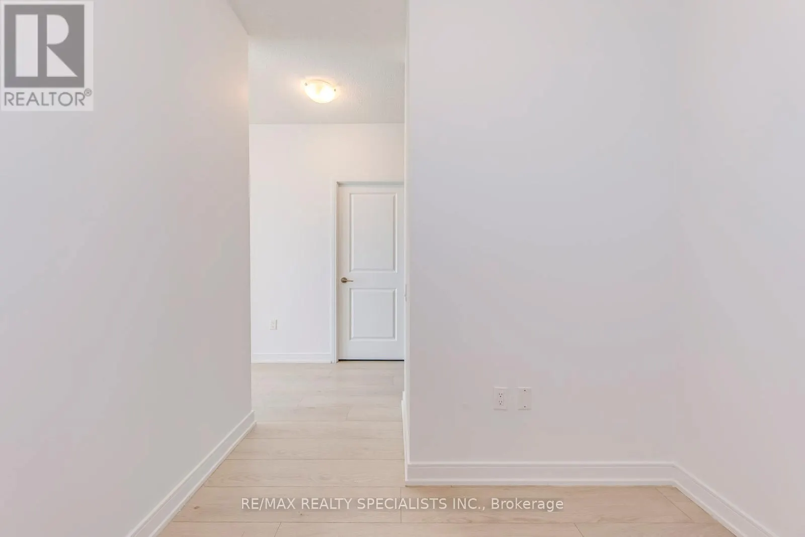 2419 - 8 NAHANI WAY
