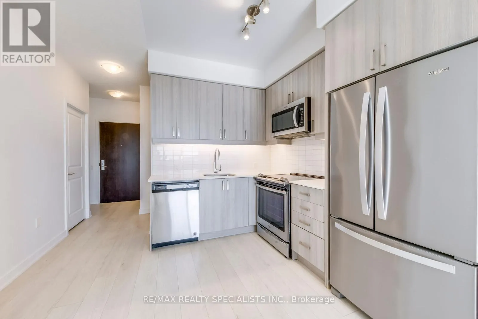 2419 - 8 NAHANI WAY