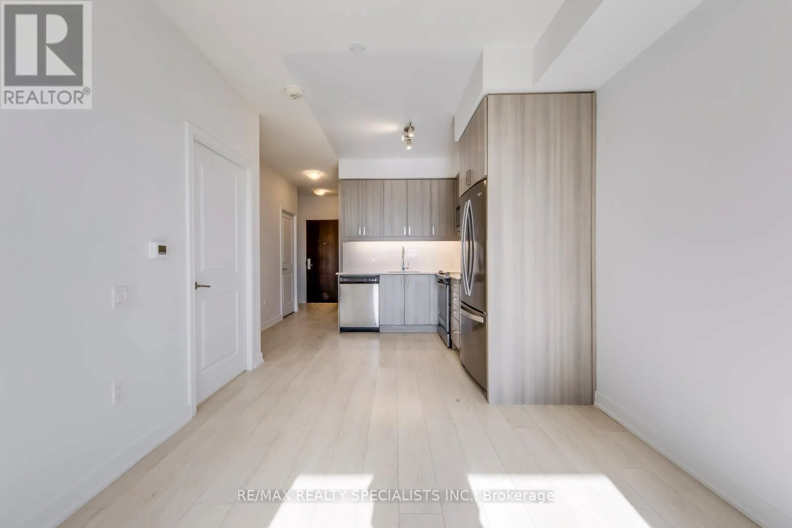 2419 - 8 NAHANI WAY