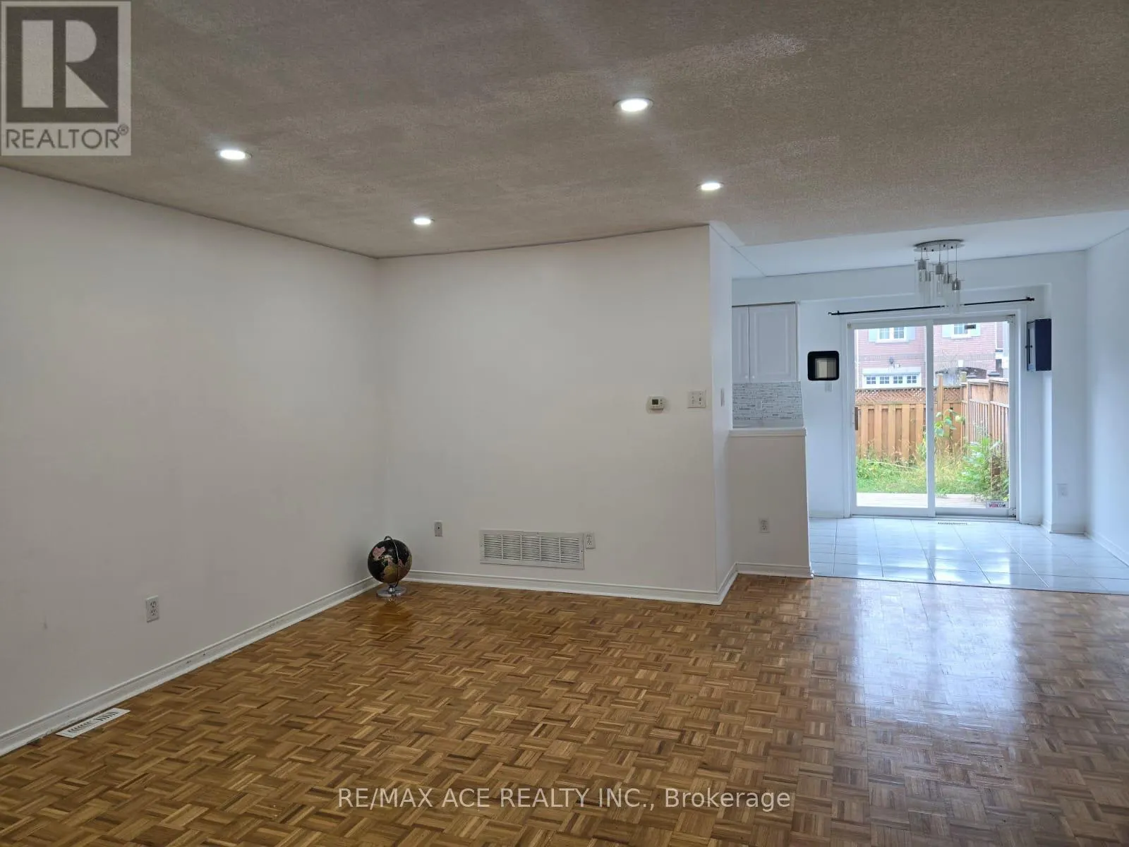 MAIN - 104 SUNFIELD ROAD