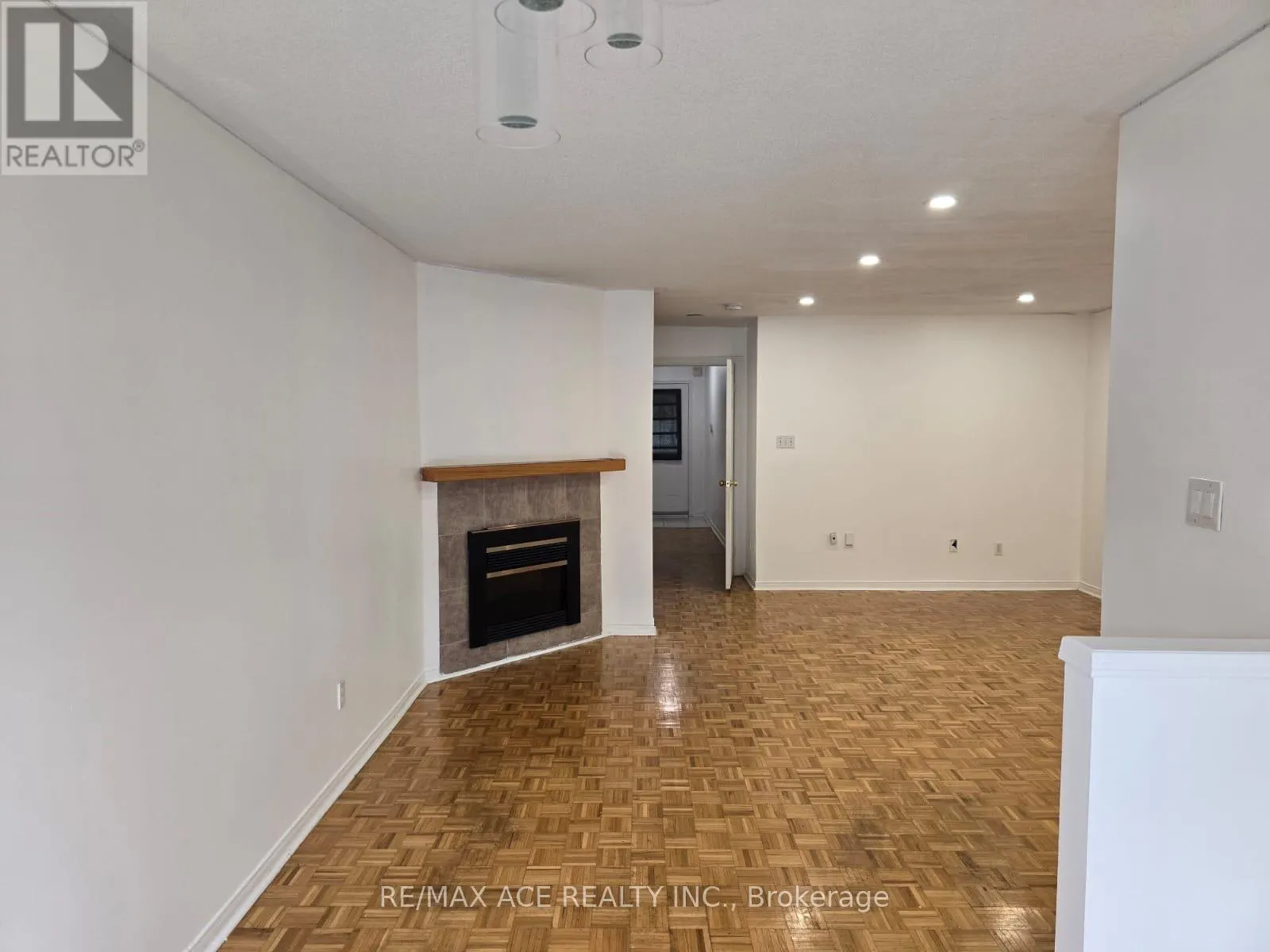 MAIN - 104 SUNFIELD ROAD