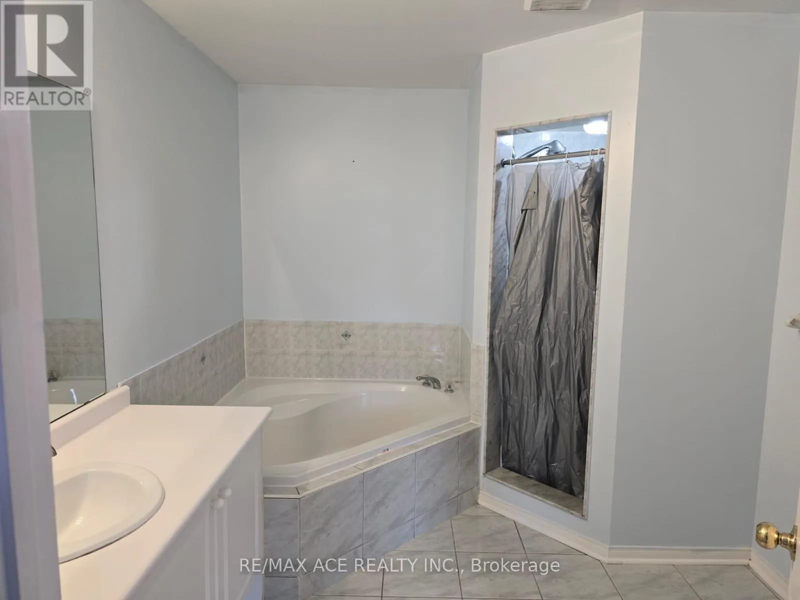 MAIN - 104 SUNFIELD ROAD