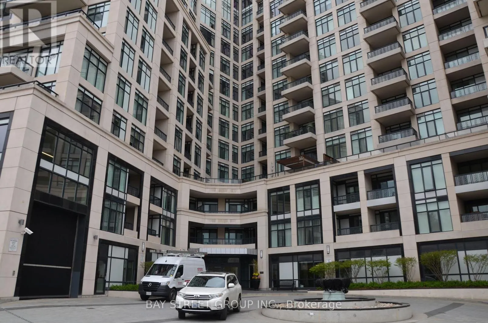 124 - 1 OLD MILL DRIVE