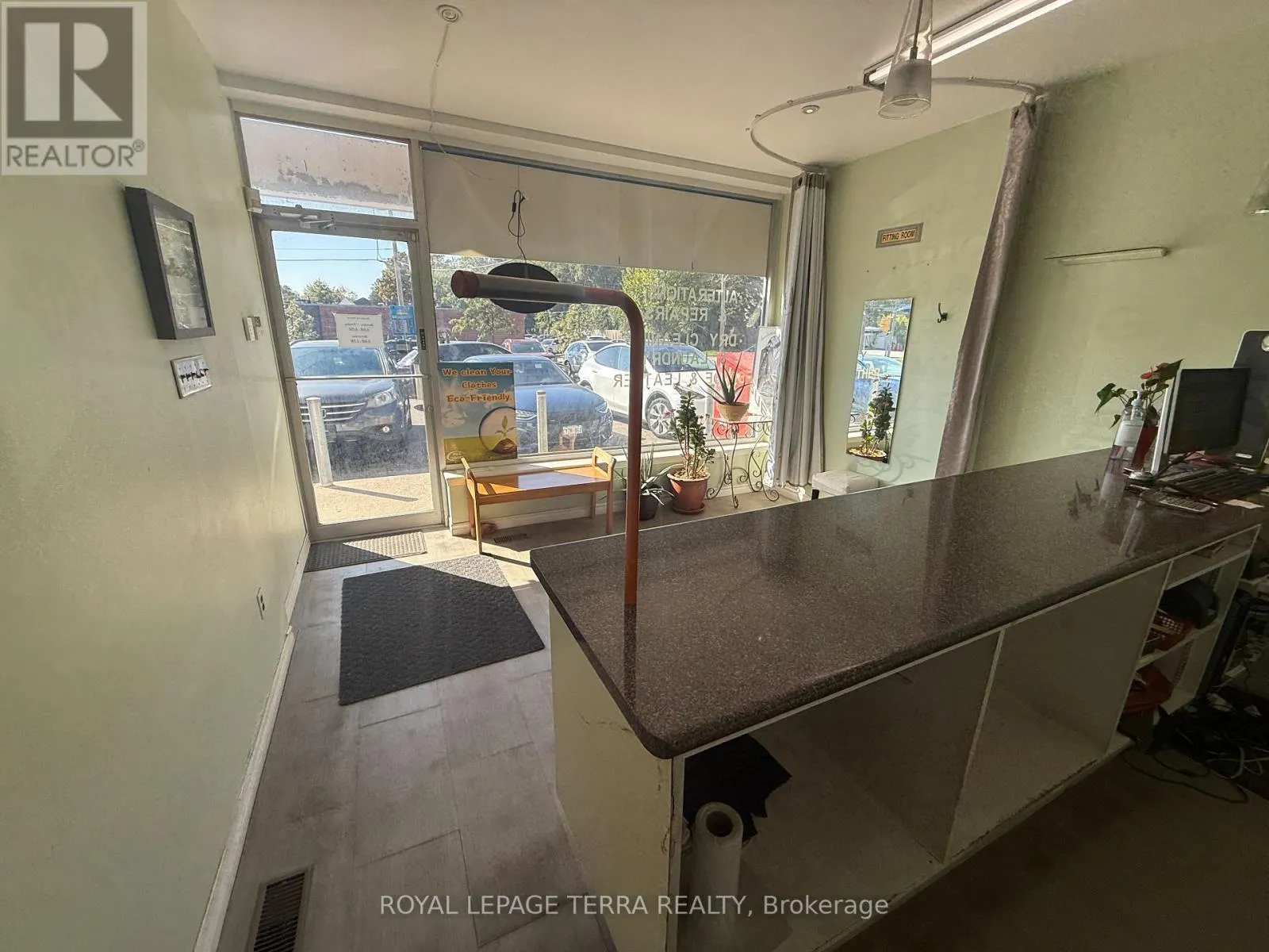133 MARTIN GROVE ROAD
