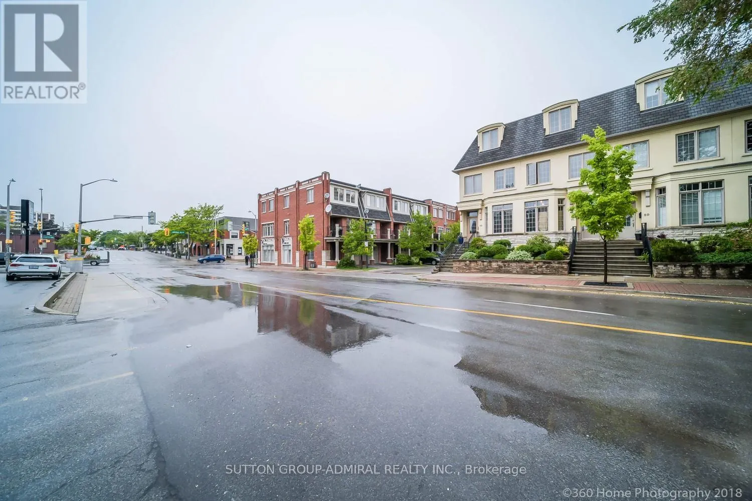 104 LAKESHORE ROAD W