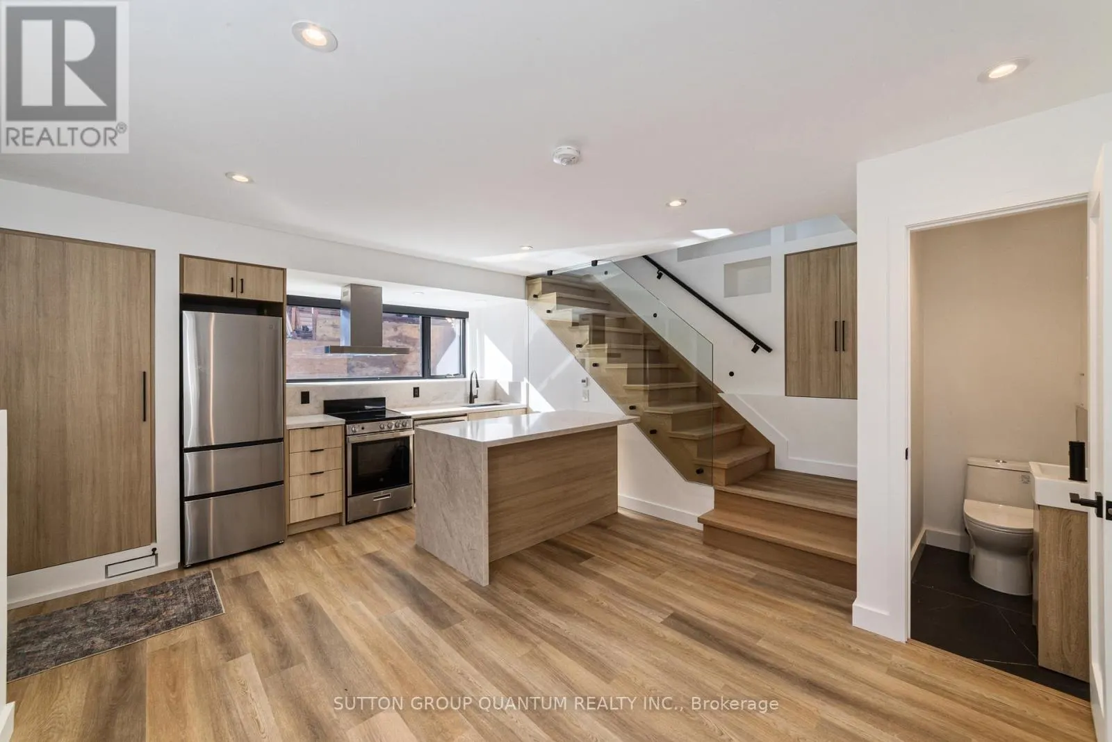 GARDEN SUITE - 156 MAVETY STREET