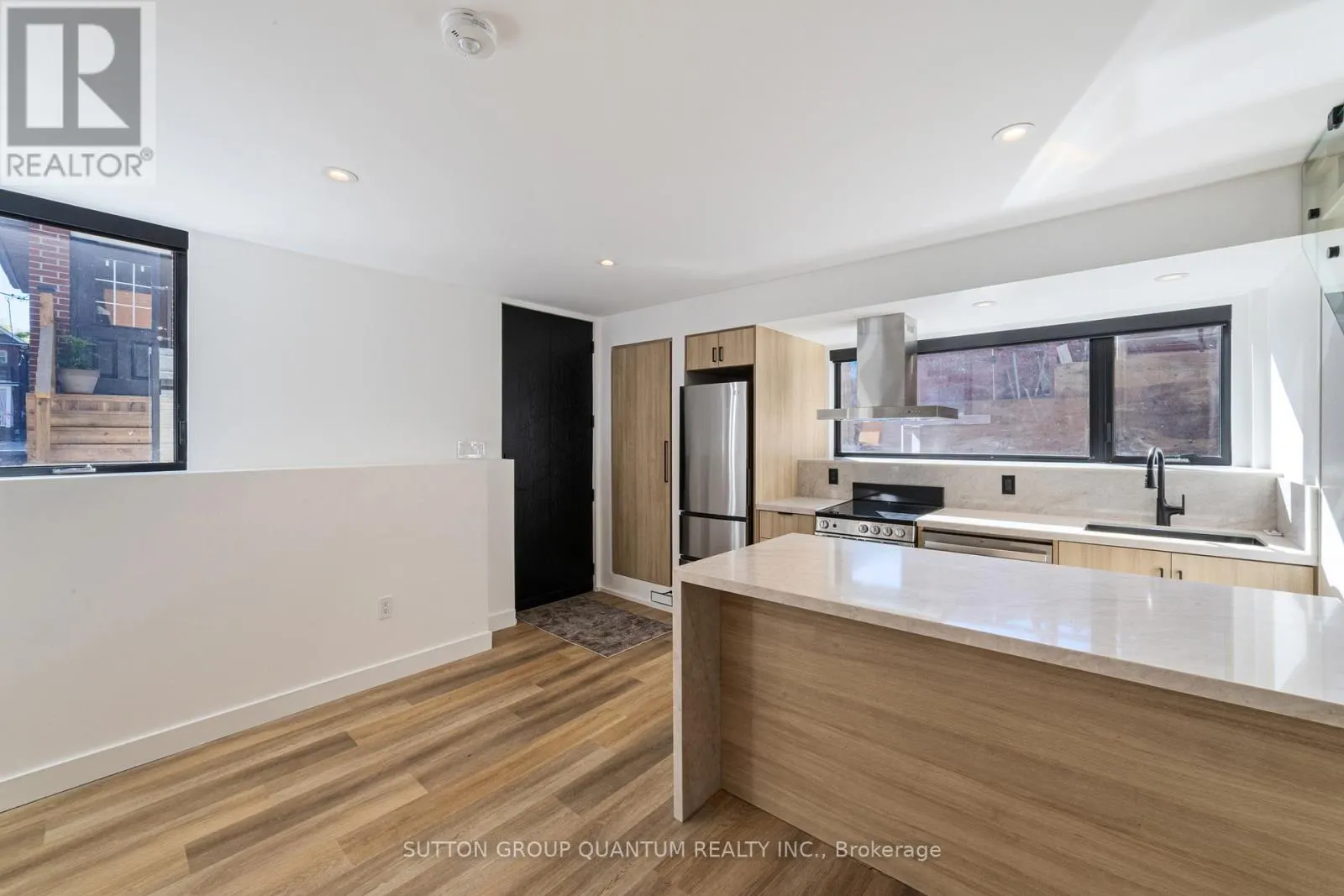 GARDEN SUITE - 156 MAVETY STREET