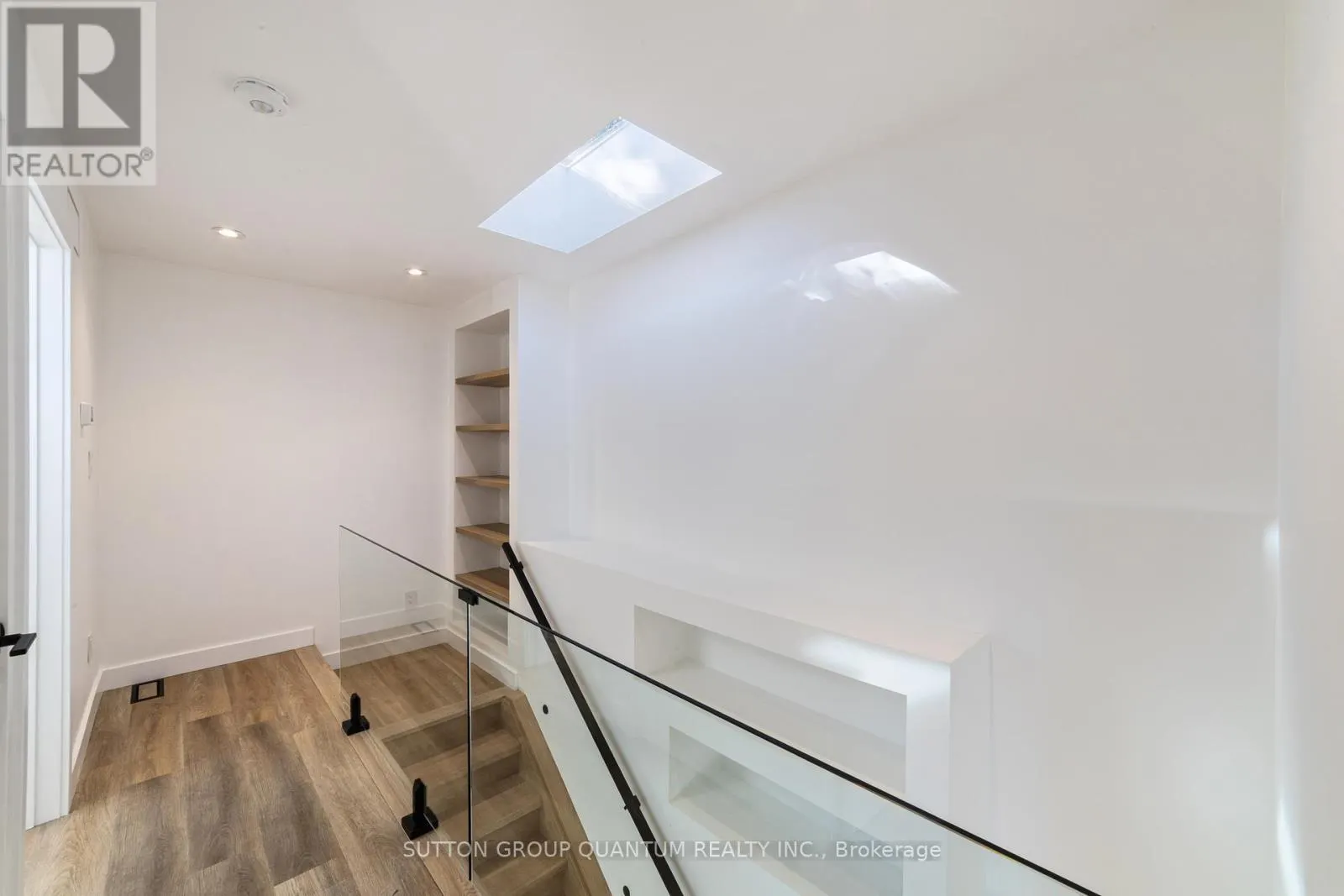 GARDEN SUITE - 156 MAVETY STREET