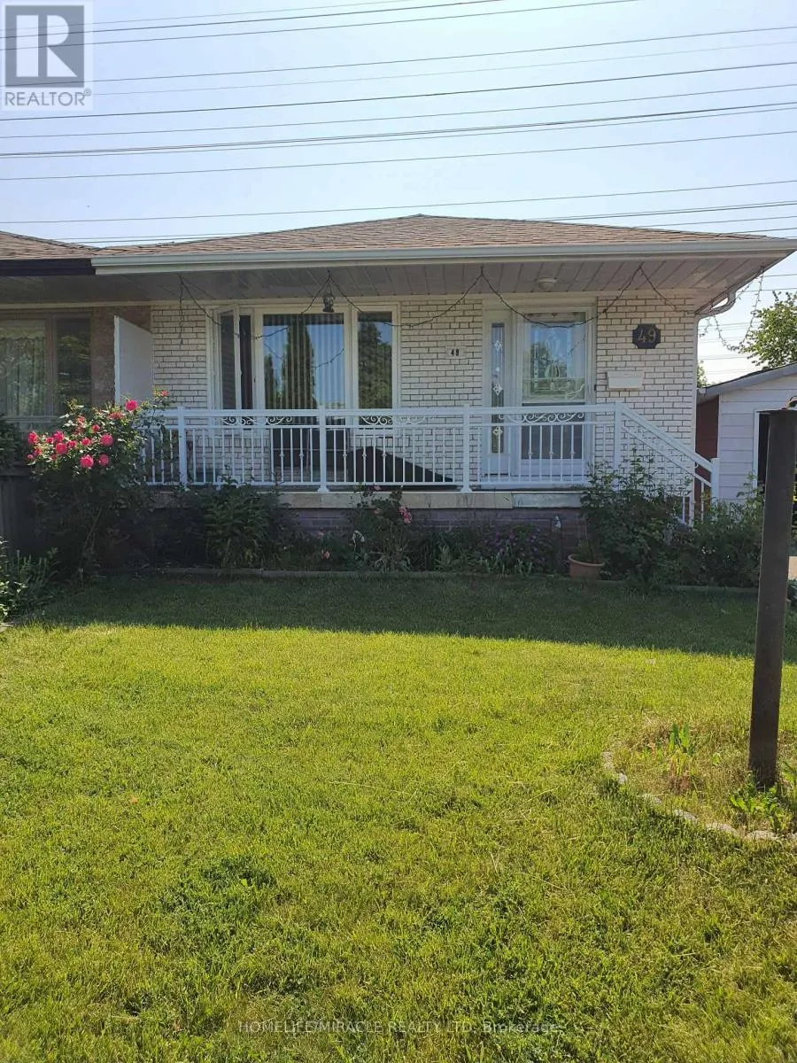 49 ELMVALE CRESCENT