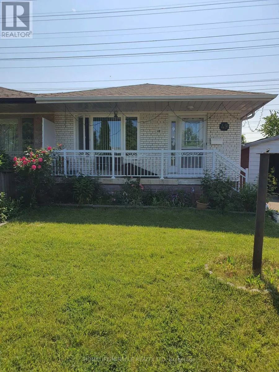 49 ELMVALE CRESCENT