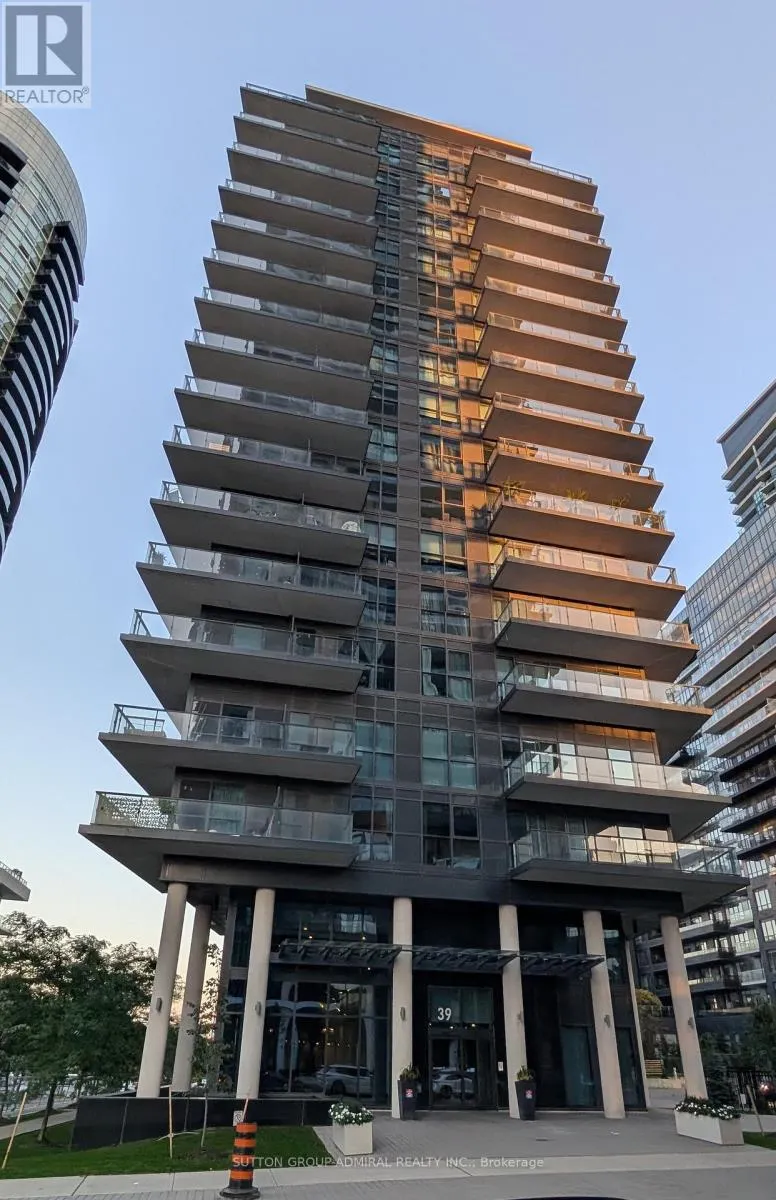 PH12 - 39 ANNIE CRAIG DRIVE