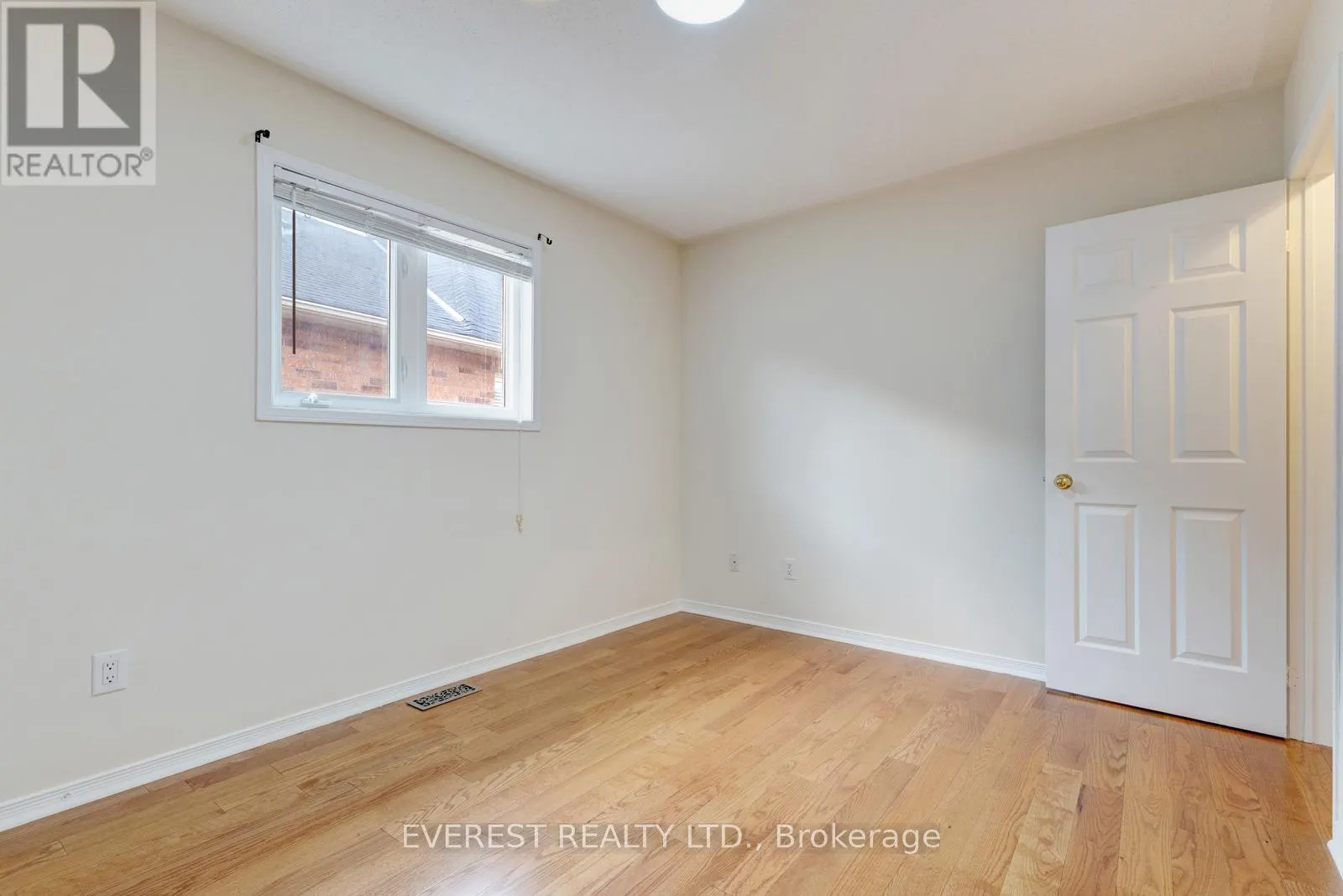 5172 NESTLING GROVE