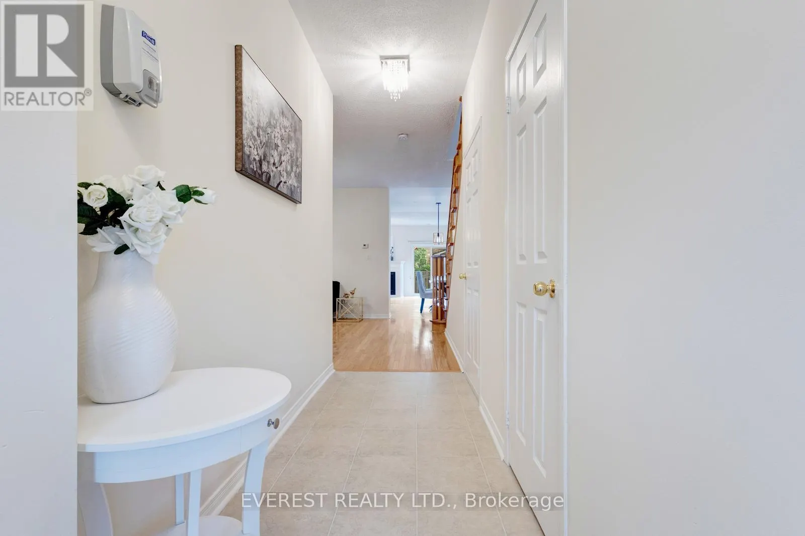 5172 NESTLING GROVE