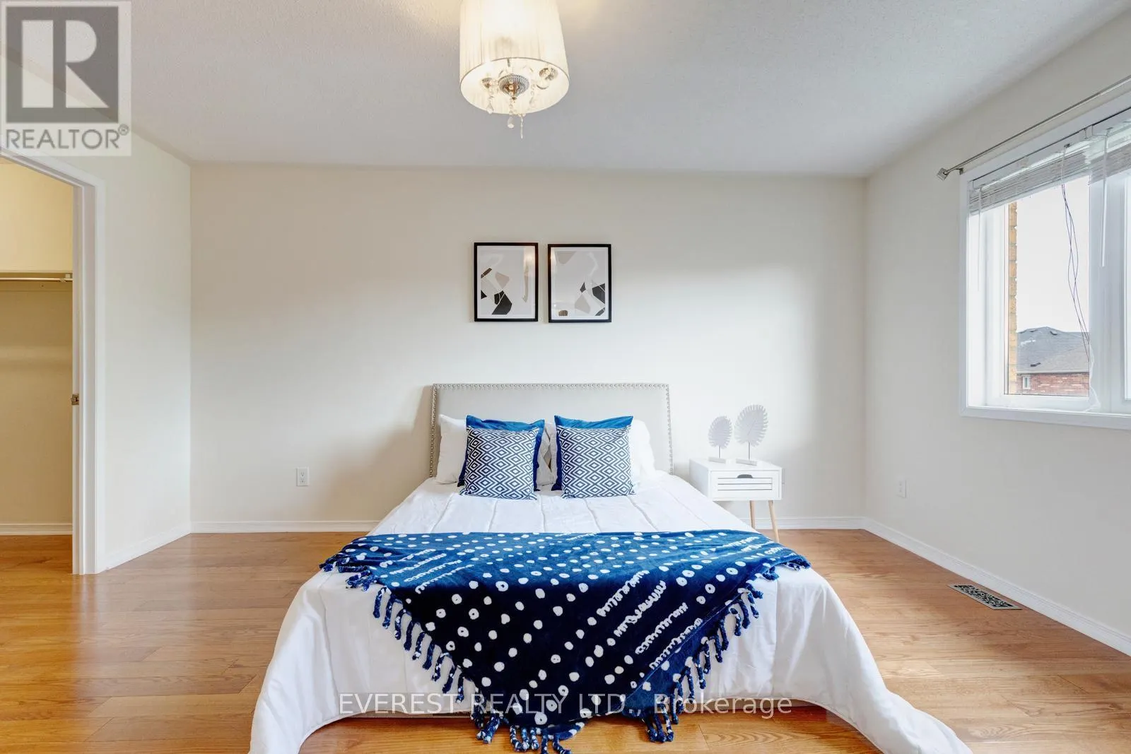 5172 NESTLING GROVE