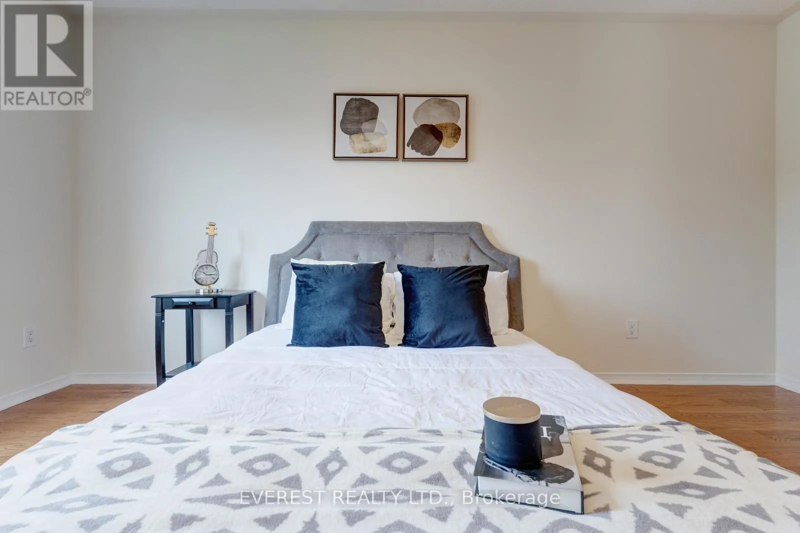 5172 NESTLING GROVE