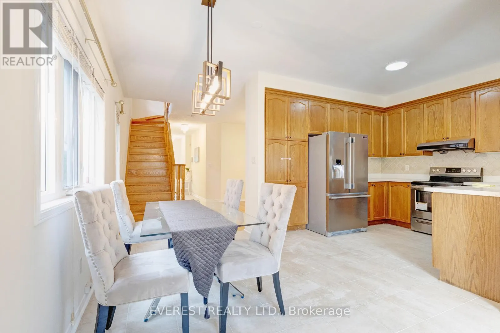 5172 NESTLING GROVE