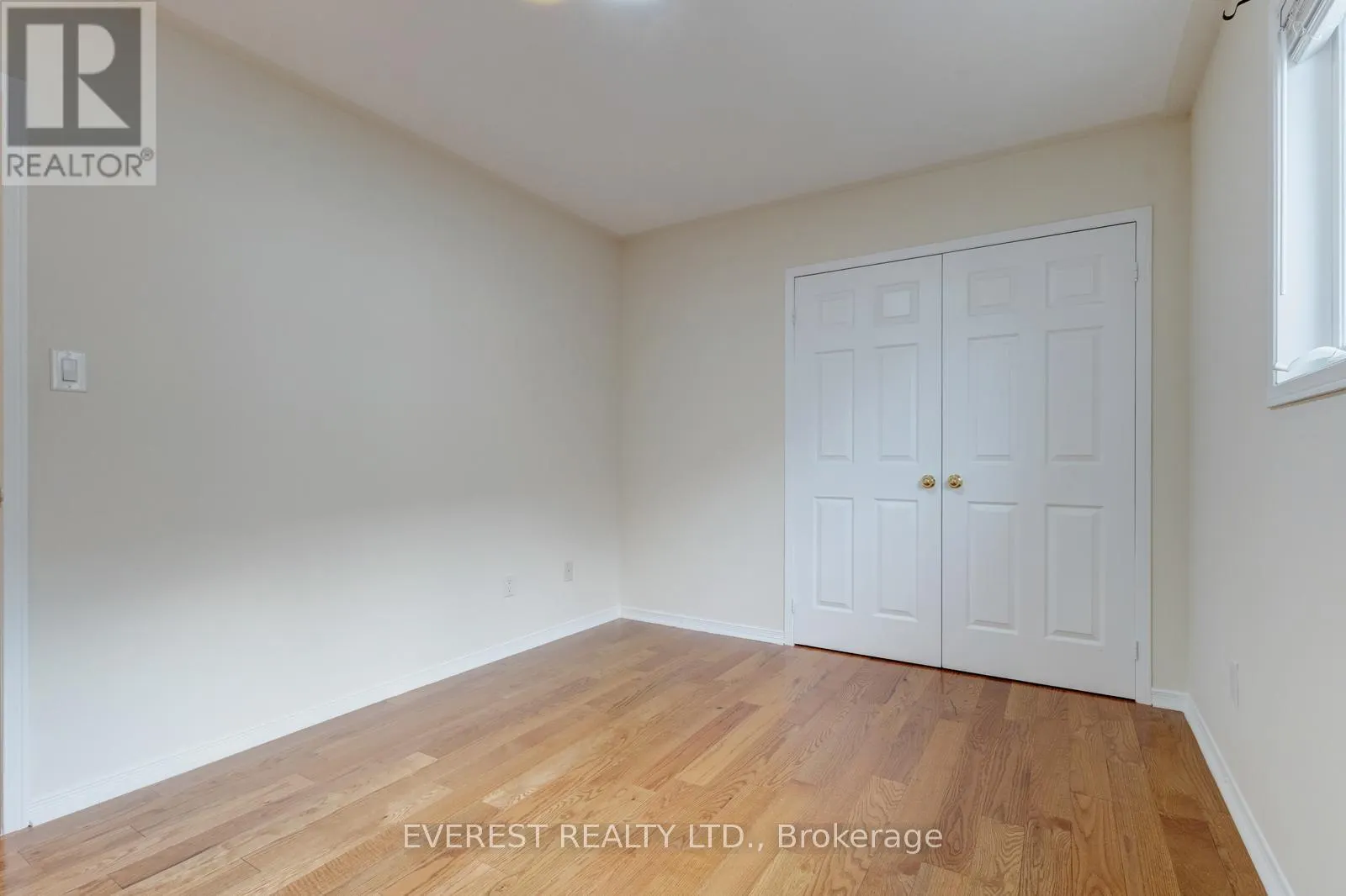 5172 NESTLING GROVE
