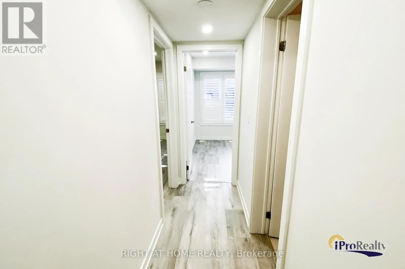 30 - 3550 COLONIAL DRIVE