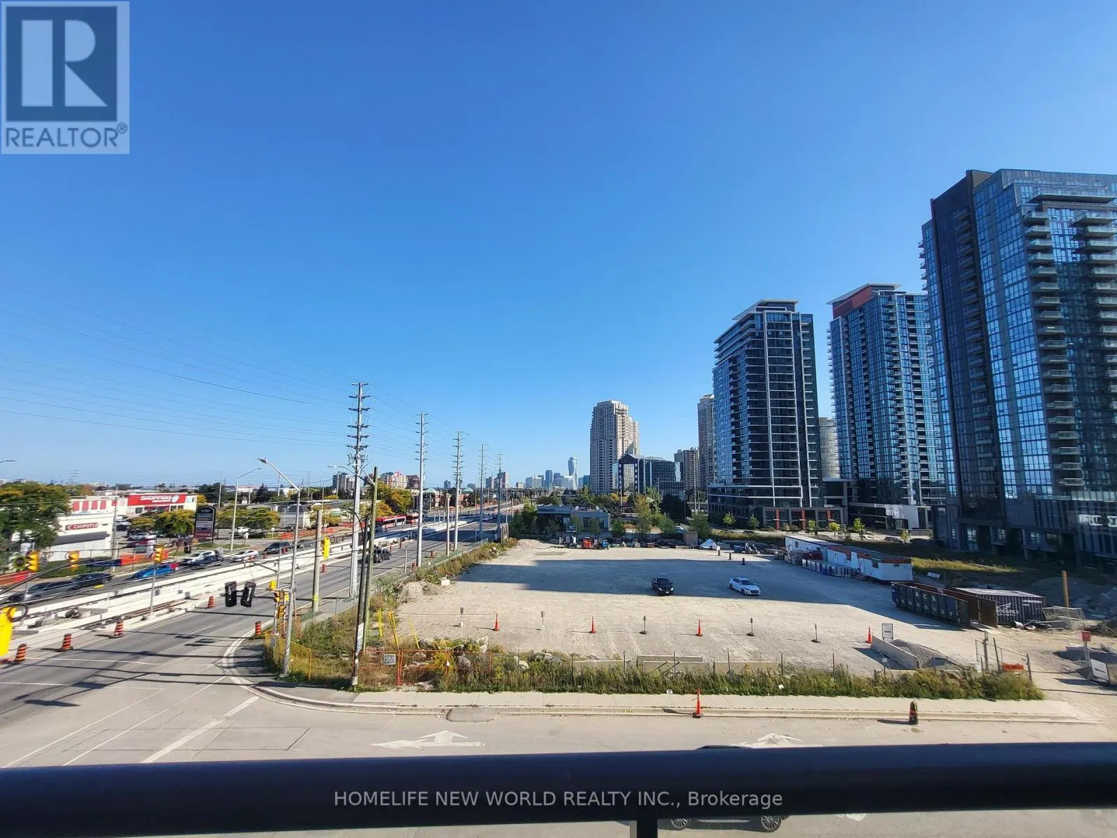 302 - 15 WATERGARDEN DRIVE