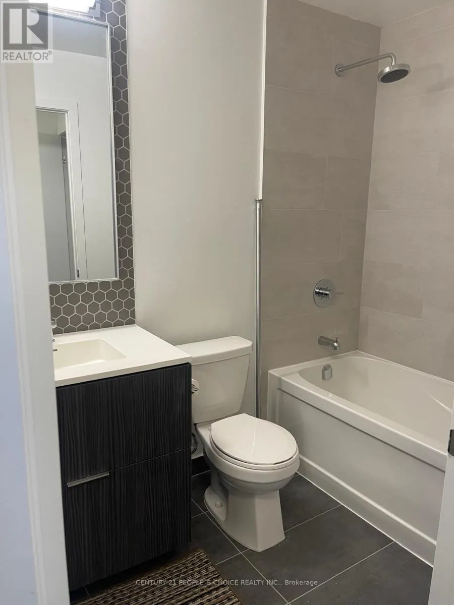 810 - 2520 EGLINTON AVENUE W