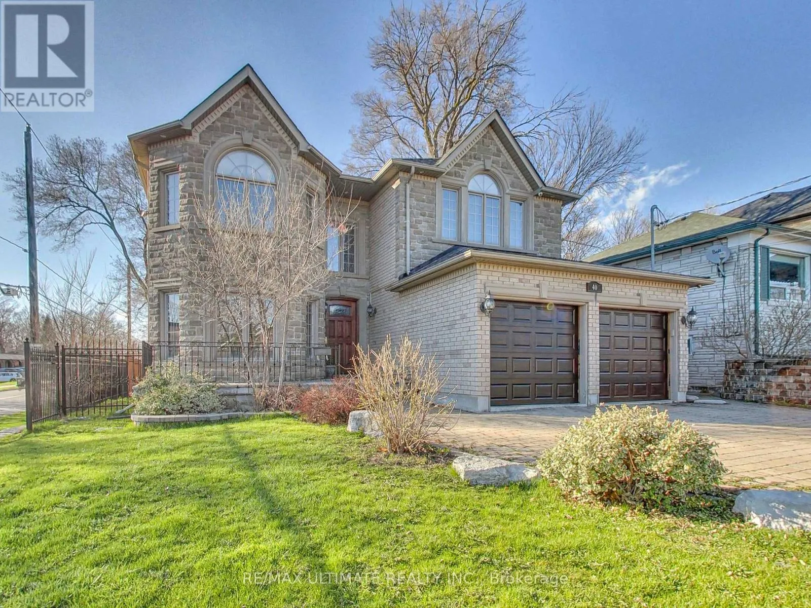 3 - 40 HARROW DRIVE