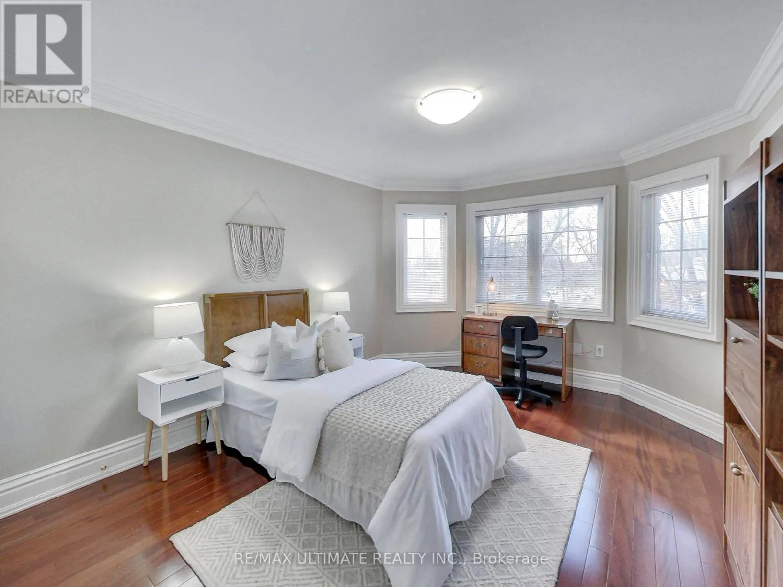 1 - 40 HARROW DRIVE