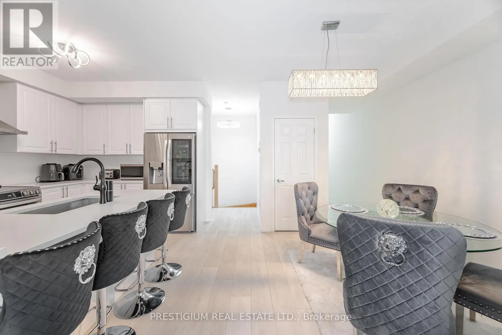 3 - 22 HUMBERWOOD BOULEVARD