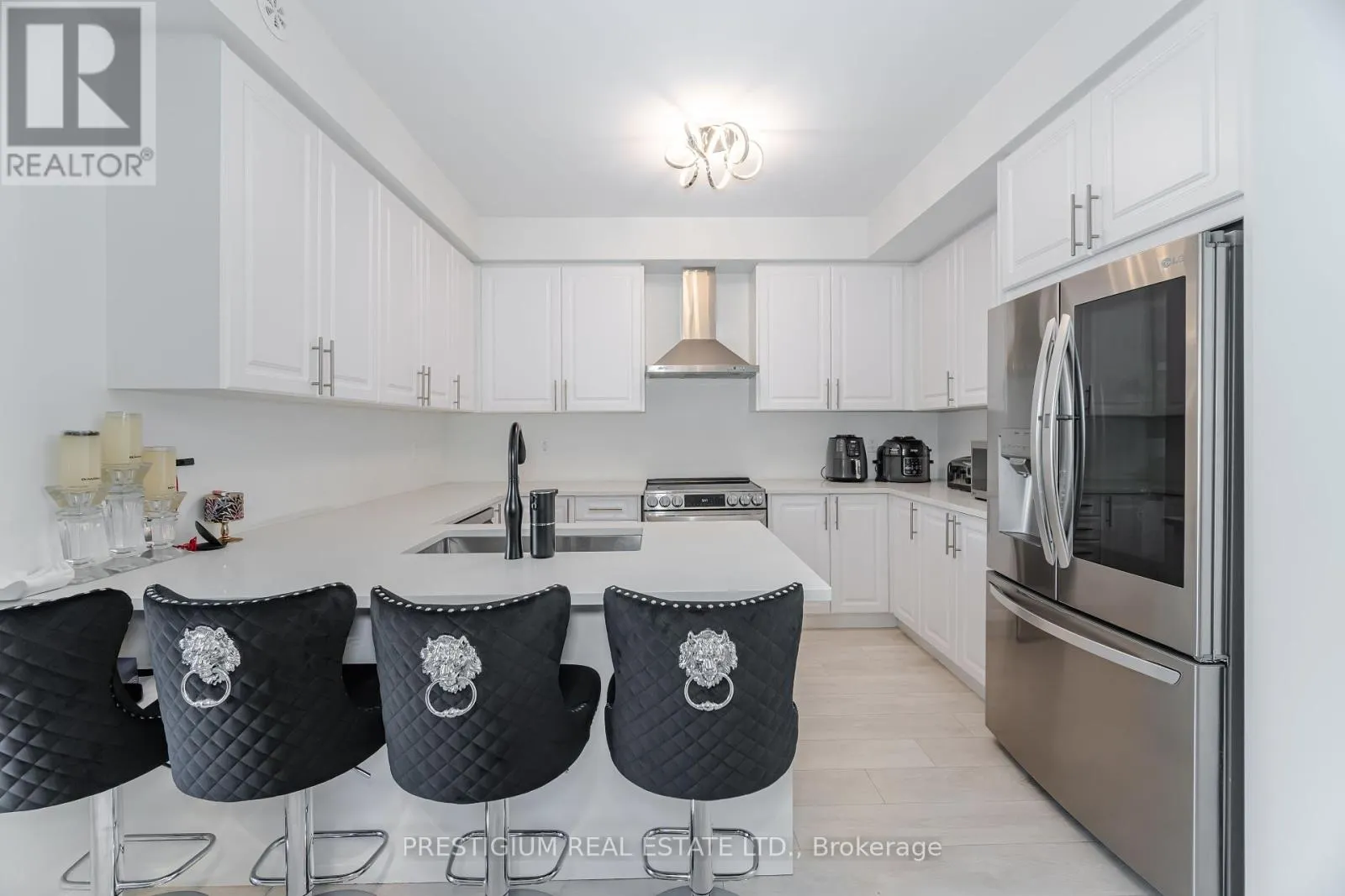 3 - 22 HUMBERWOOD BOULEVARD
