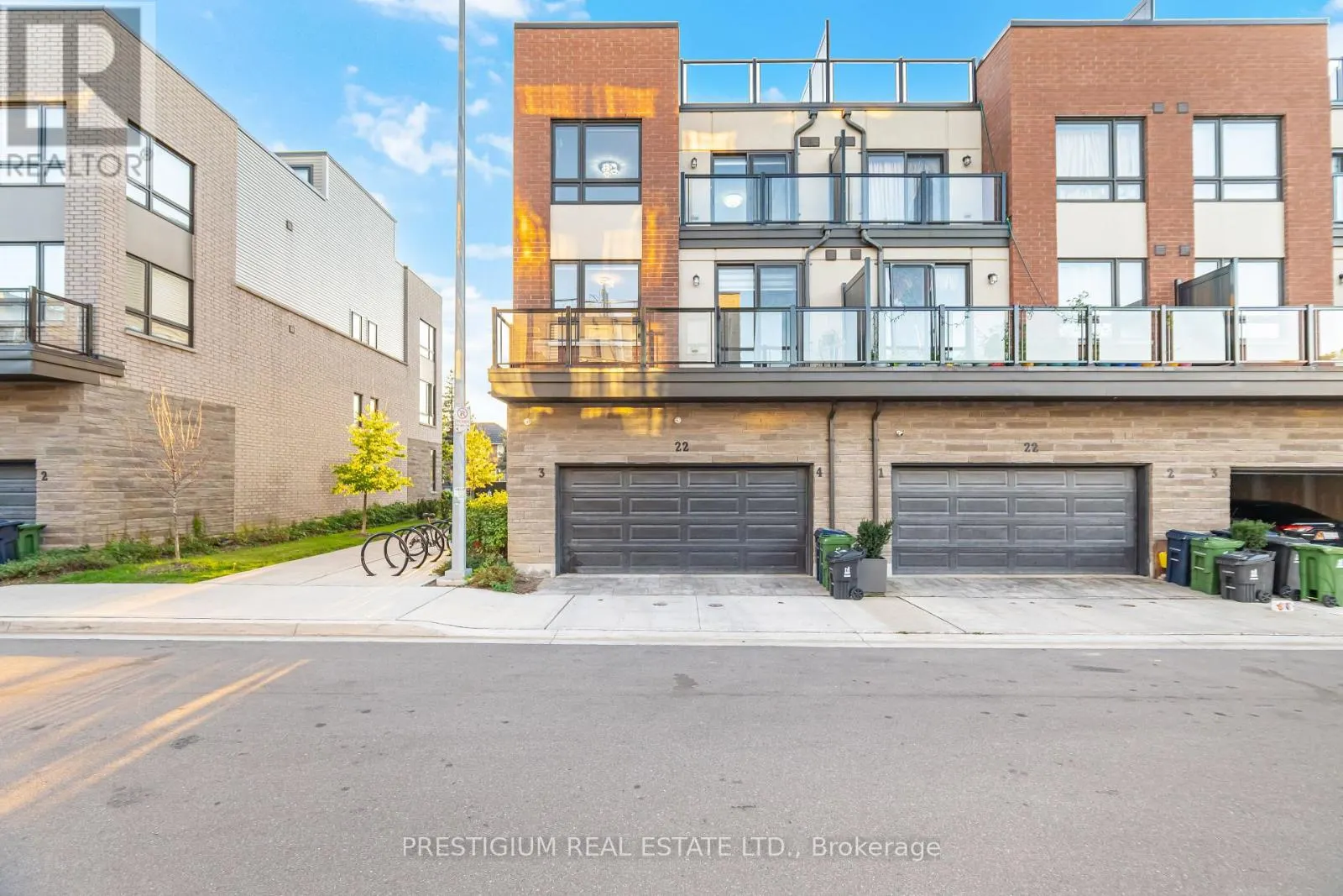 3 - 22 HUMBERWOOD BOULEVARD