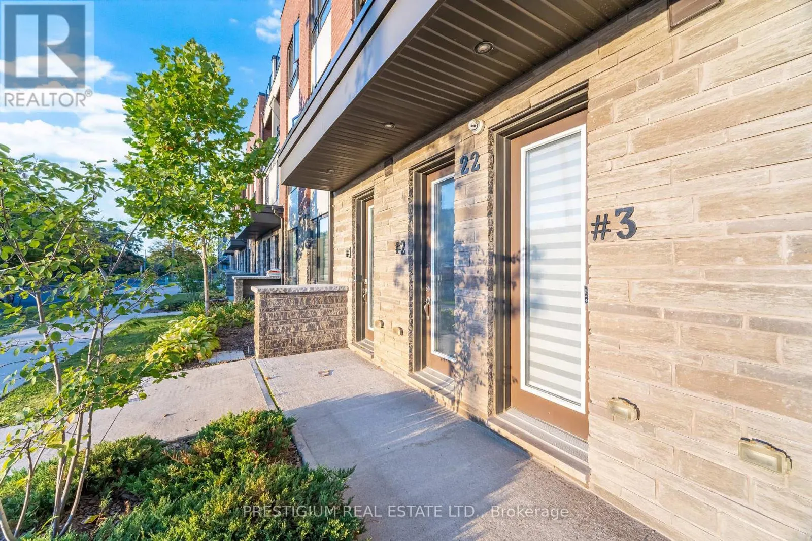 3 - 22 HUMBERWOOD BOULEVARD