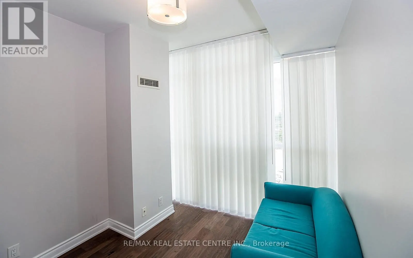 1209 - 80 ABSOLUTE AVENUE