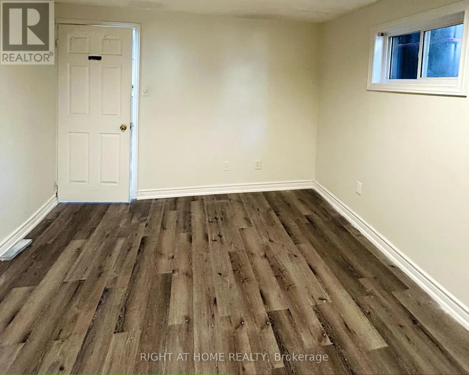 85 CLOVERDALE DRIVE
