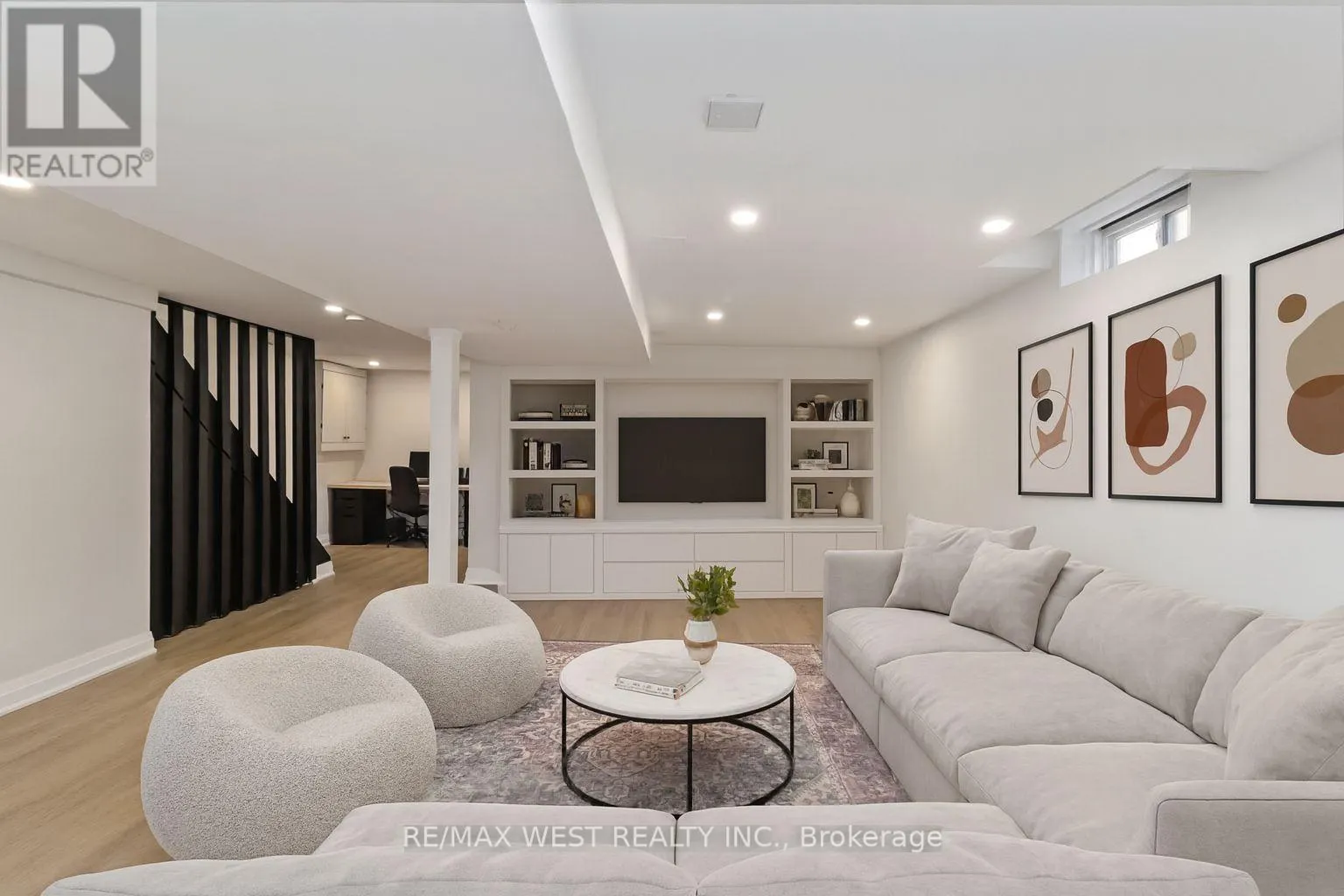 440 BLUESKY CRESCENT