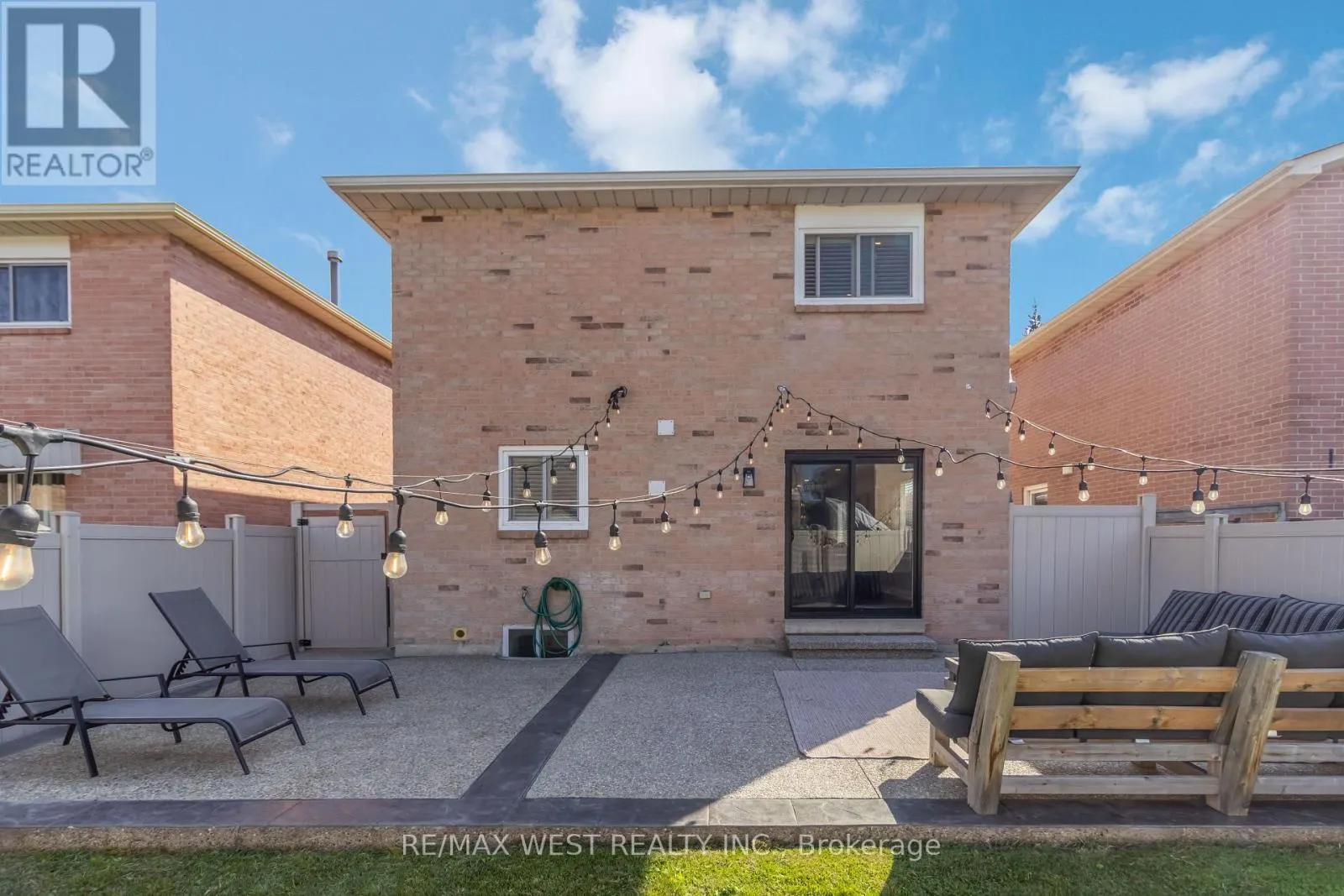 440 BLUESKY CRESCENT