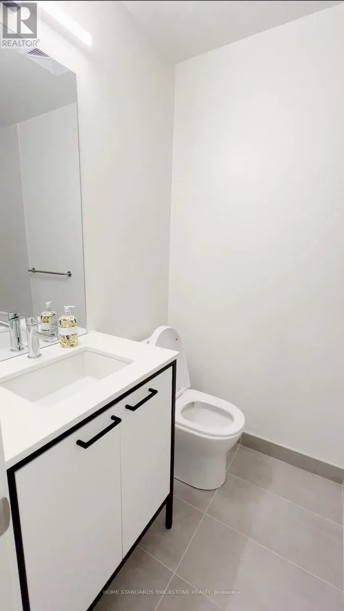 413 - 1808 ST CLAIR AVENUE W